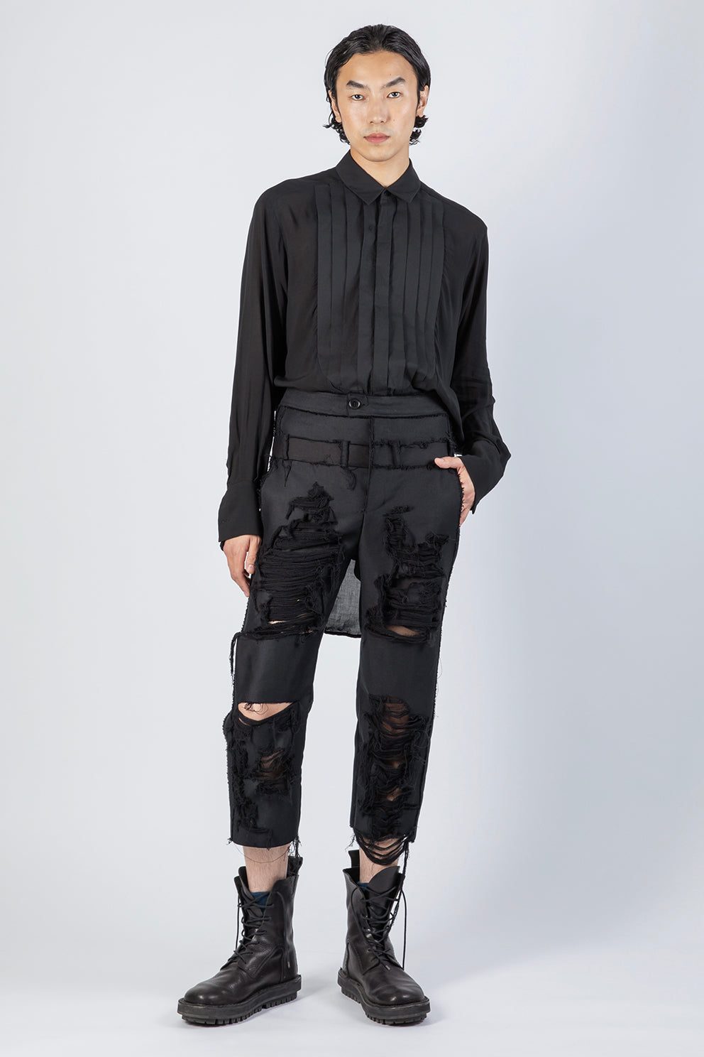 esther-perbandt-jaybo-ripped-jeans-herren-schwarz-baumwolle image 1