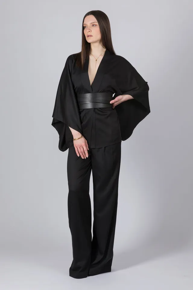 esther-perbandt-ease-kimono-damen-schwarz-viskose-kurz image 1