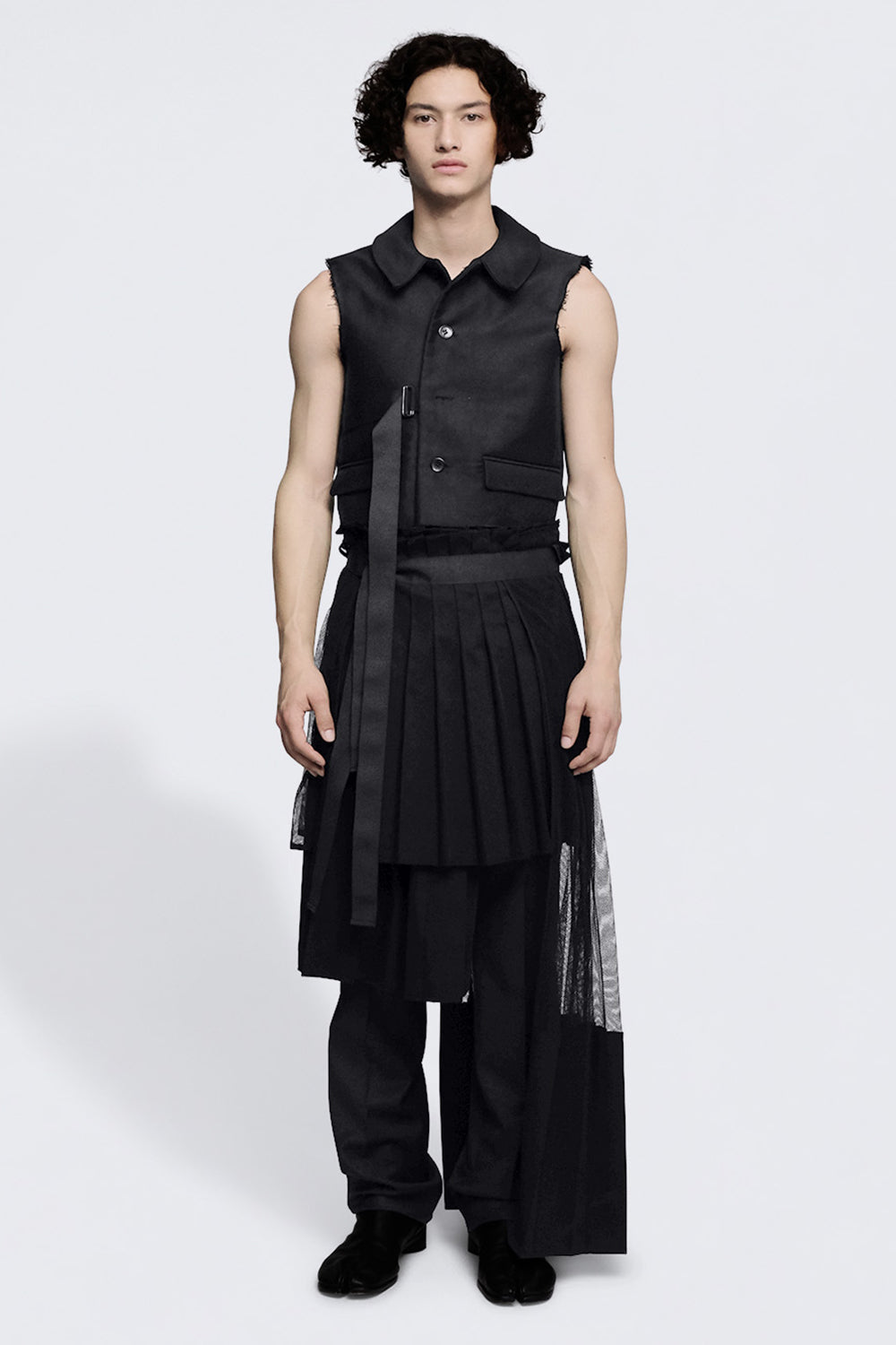 esther-perbandt-mesh-rock-herren-schwarz-asymmetrisch image 1