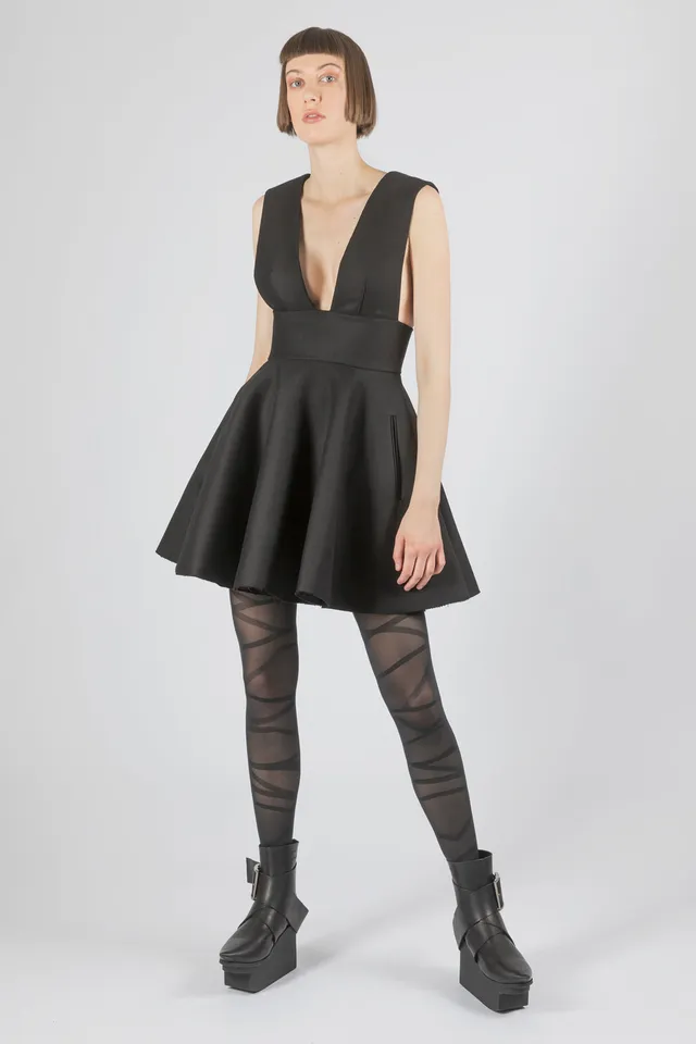 esther-perbandt-shell-mini-kleid-schwarz-baumwolle-taschen image 1