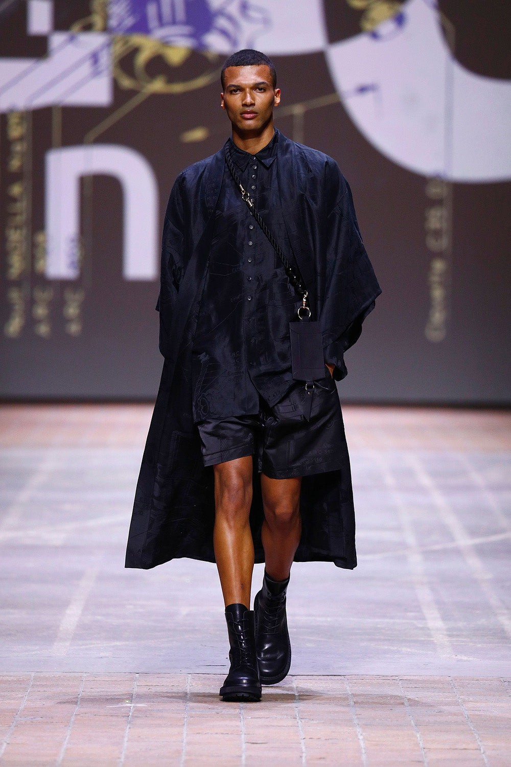 esther-perbandt-machine-long-kimono-herren-schwarz-leinen image 4