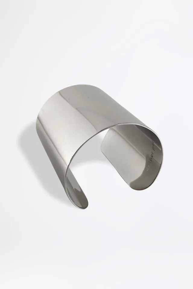 esther-perbandt-plain-cuff-armreif-silber-breit-verstellbar image 1