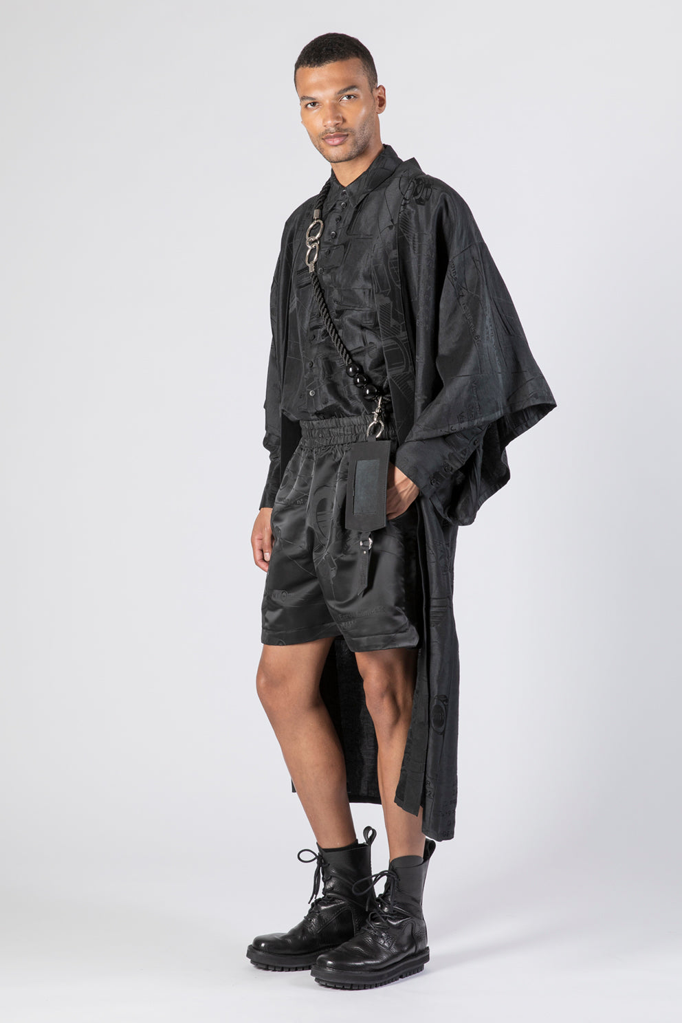 esther-perbandt-machine-long-kimono-herren-schwarz-leinen image 3