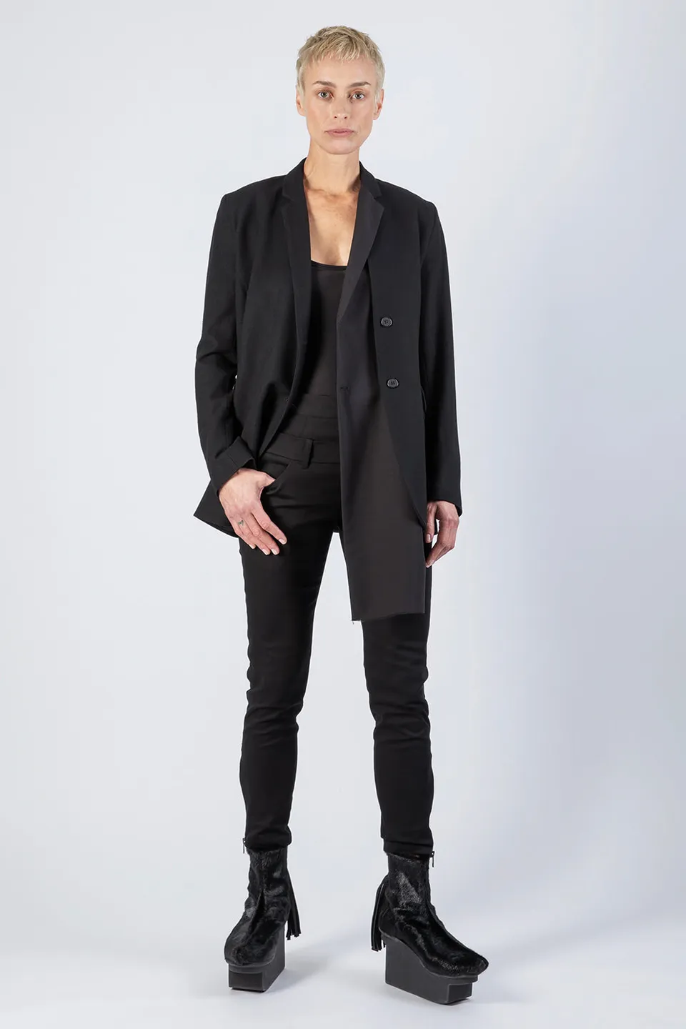 esther-perbandt-skinny-norris-hose-schwarz-baumwolle image 1