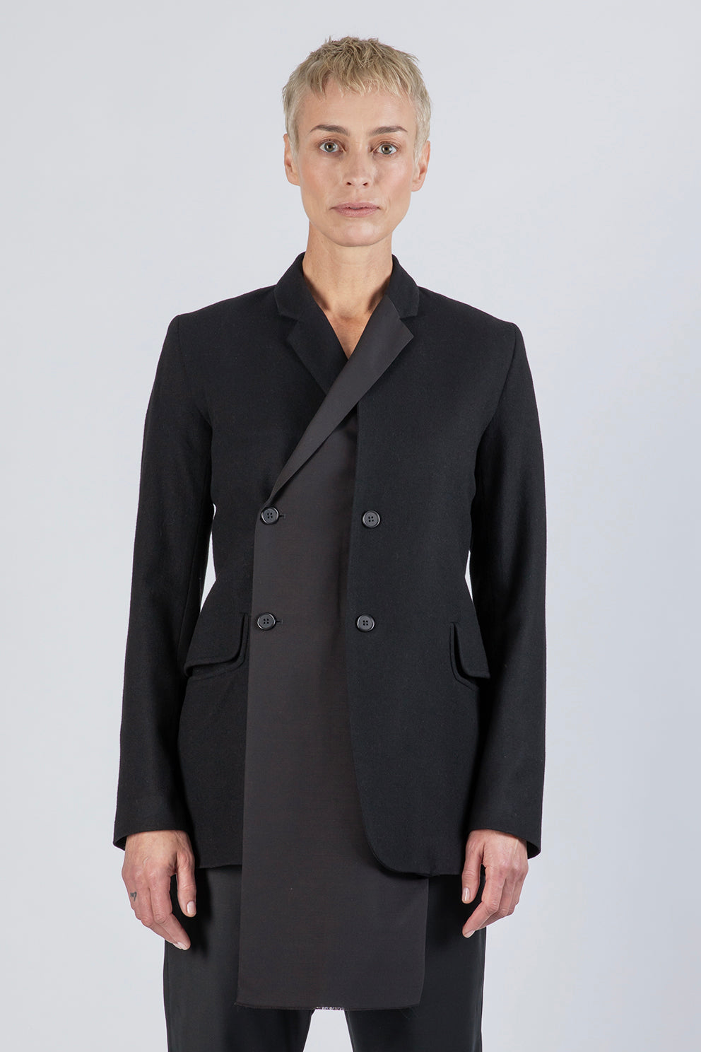 esther-perbandt-fake-double-breasted-jacke-schwarz-wolle image 5