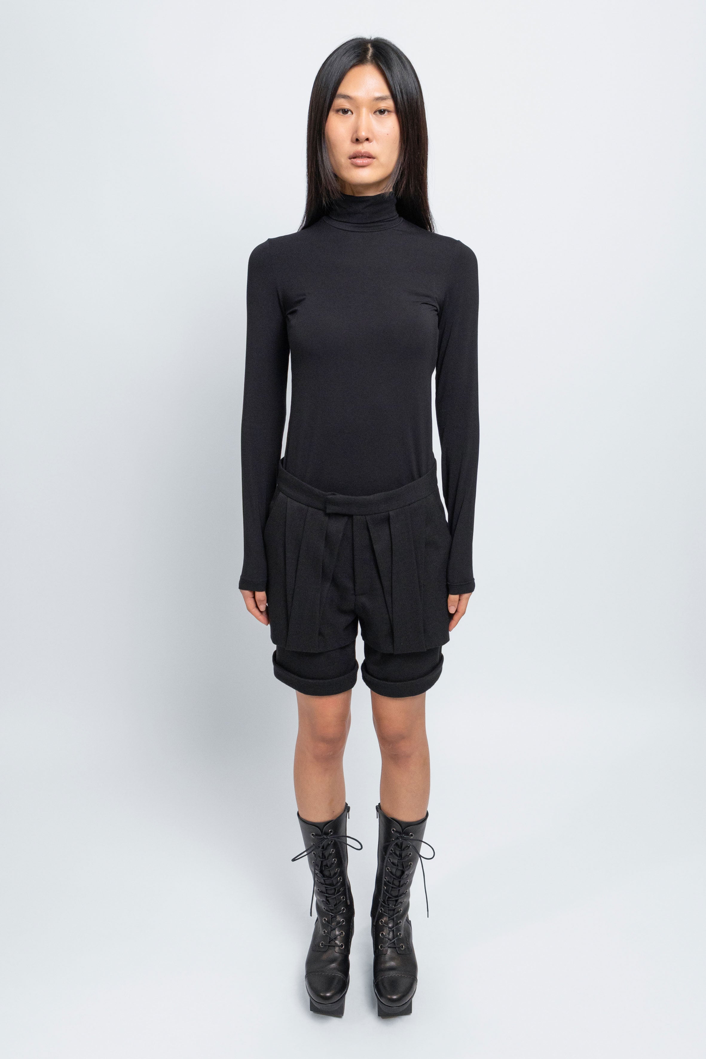 esther-perbandt-roy-shorts-schwarz-high-waist-gr-38 image 1