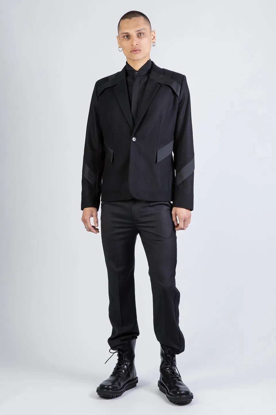 esther-perbandt-smoking-cashmere-hose-herren-schwarz image 1