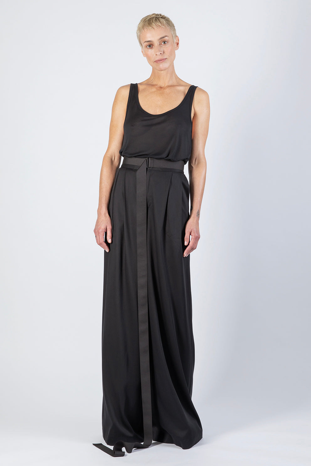 esther-perbandt-georgia-pants-damen-schwarz-viskose image 1
