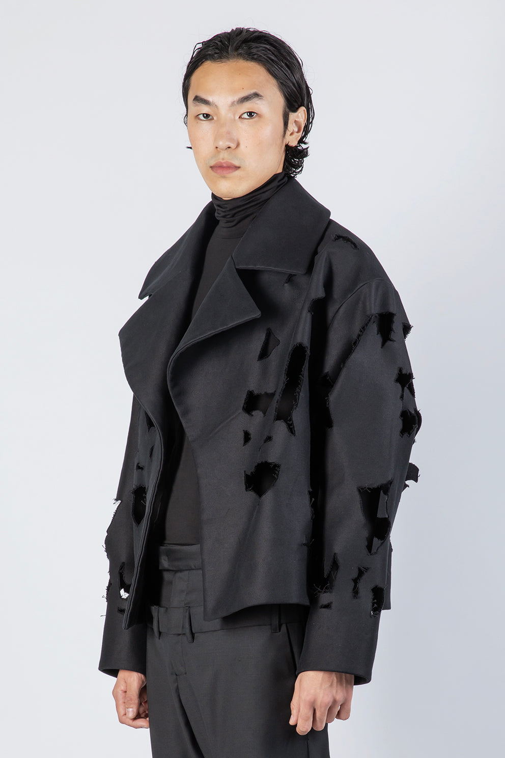 esther-perbandt-bird-cutout-jacke-herren-schwarz-baumwolle image 7