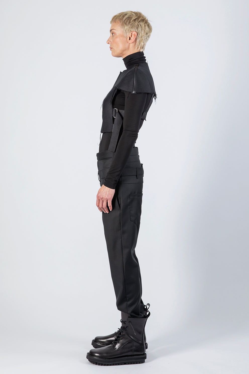 esther-perbandt-protector-cotton-schulterteil-damen-schwarz-baumwolle image 6