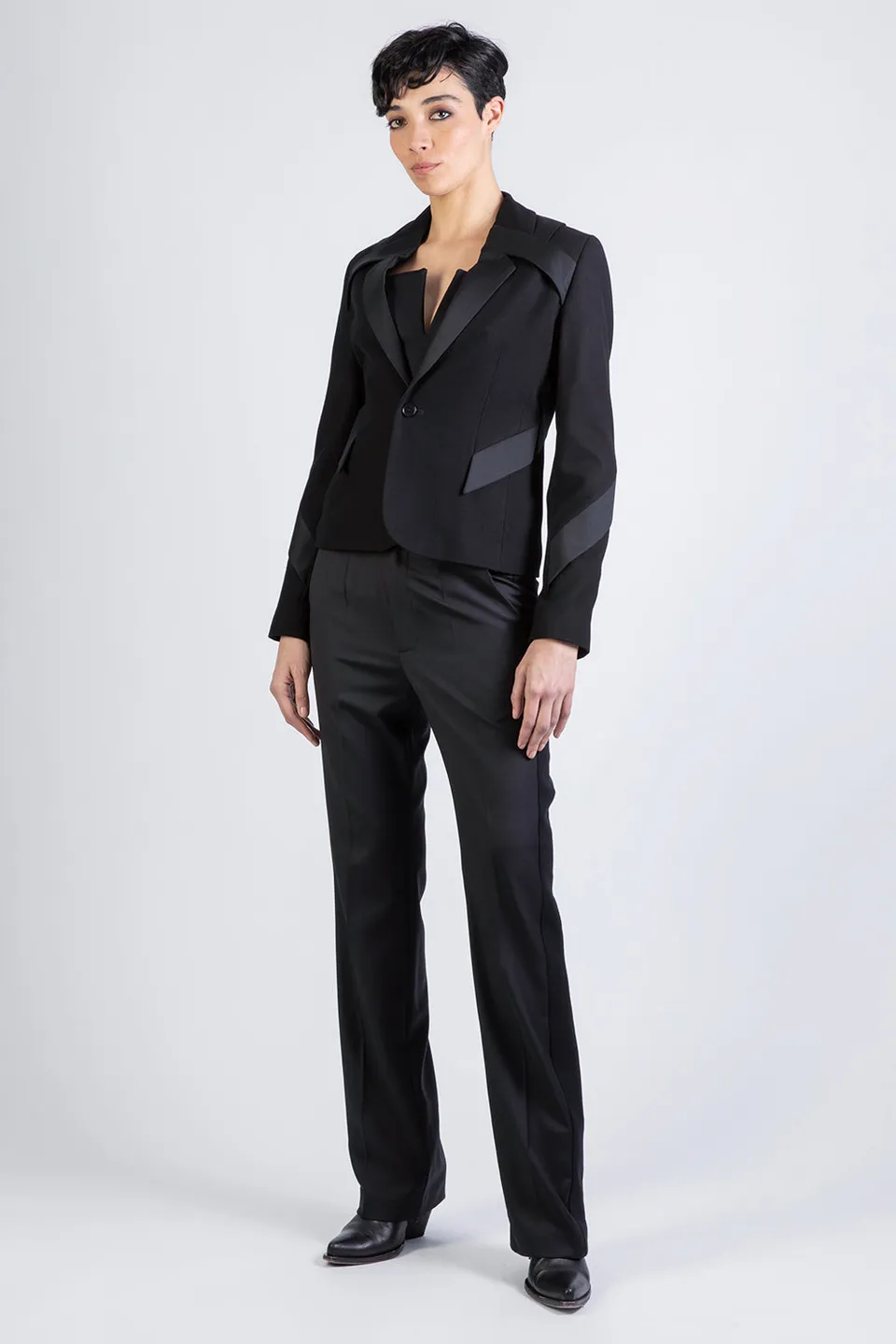 esther-perbandt-bond-blazer-schwarz-wolle image 1