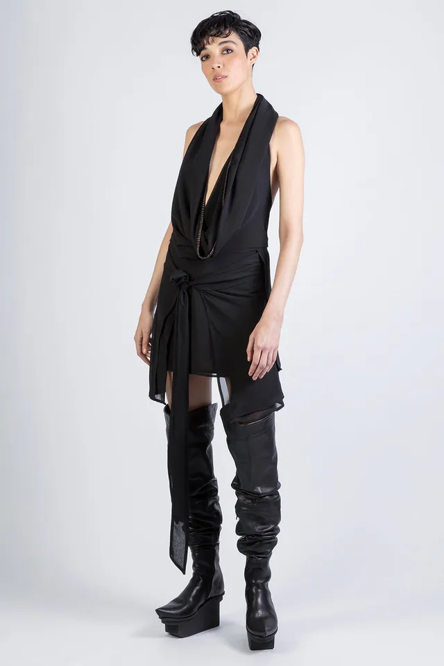 esther-perbandt-saturn-chain-short-kleid-schwarz-neckholder image 1