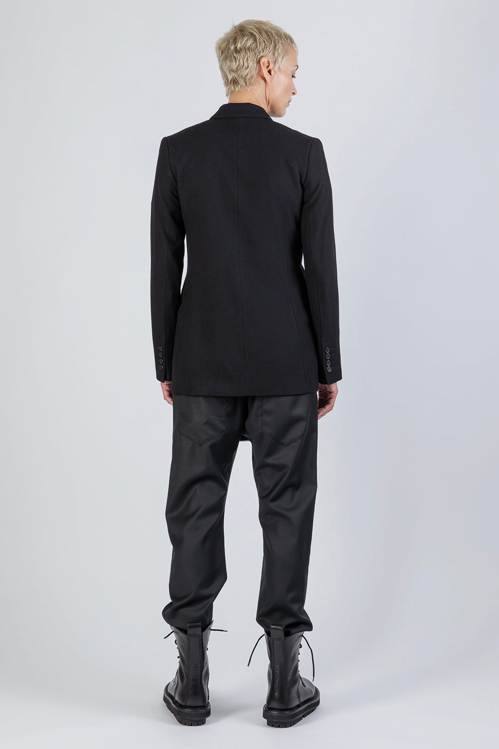 esther-perbandt-fake-double-breasted-jacke-schwarz-wolle image 4