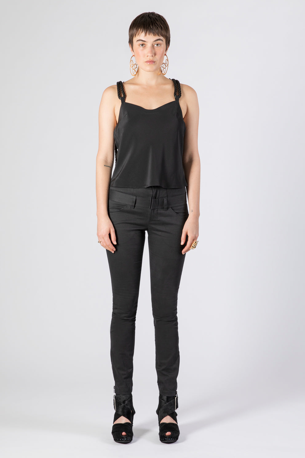 esther-perbandt-rope-top-damen-schwarz-seide-offener-r-cken image 4