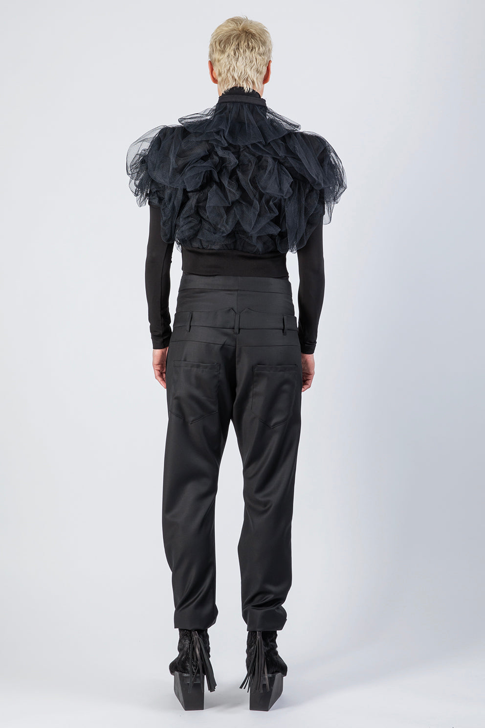 esther-perbandt-planet-e-minijacke-damen-schwarz-baumwolle image 4