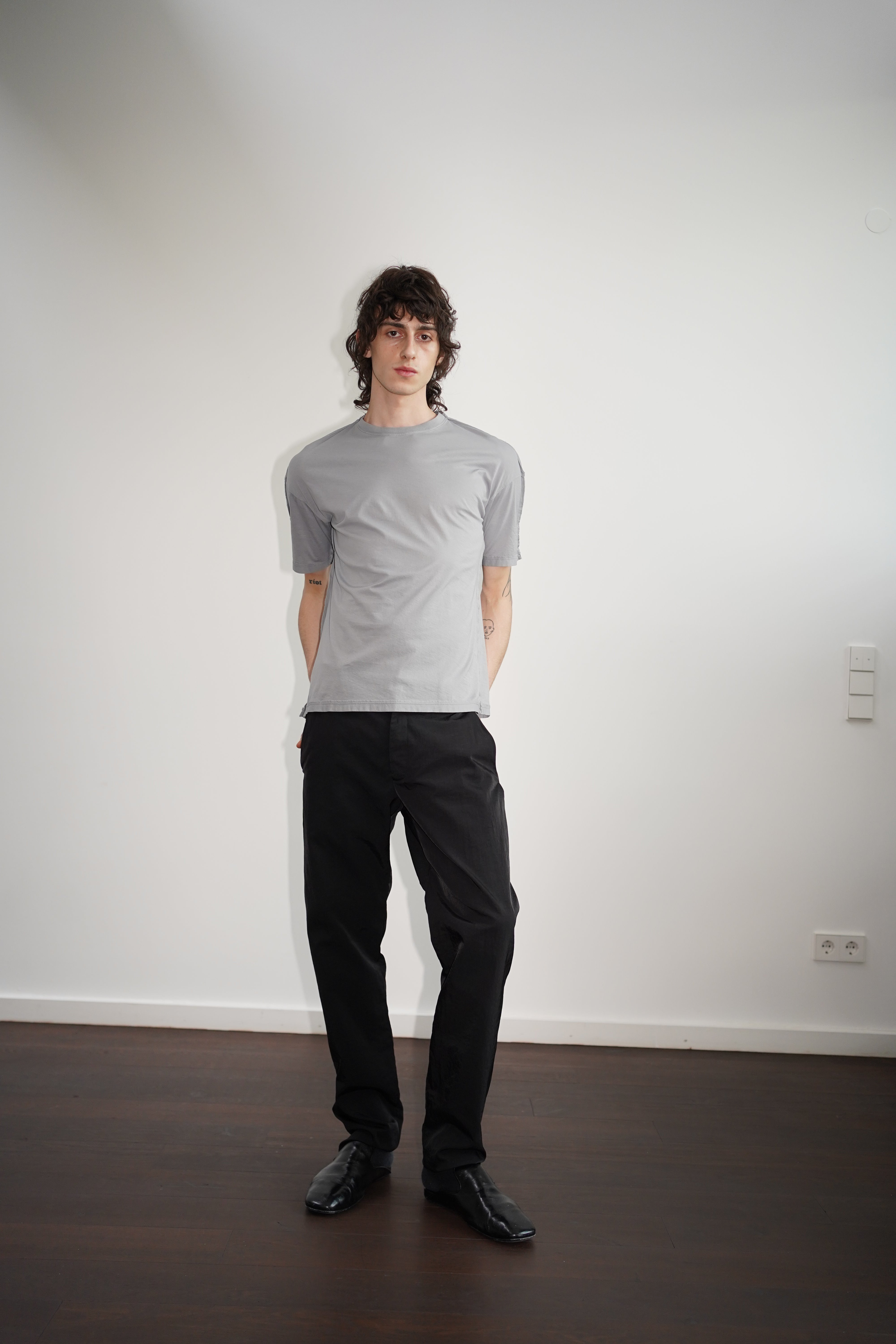 ioannes-boxy-t-shirt-pima-baumwolle-weit-regular-schwarz image 2