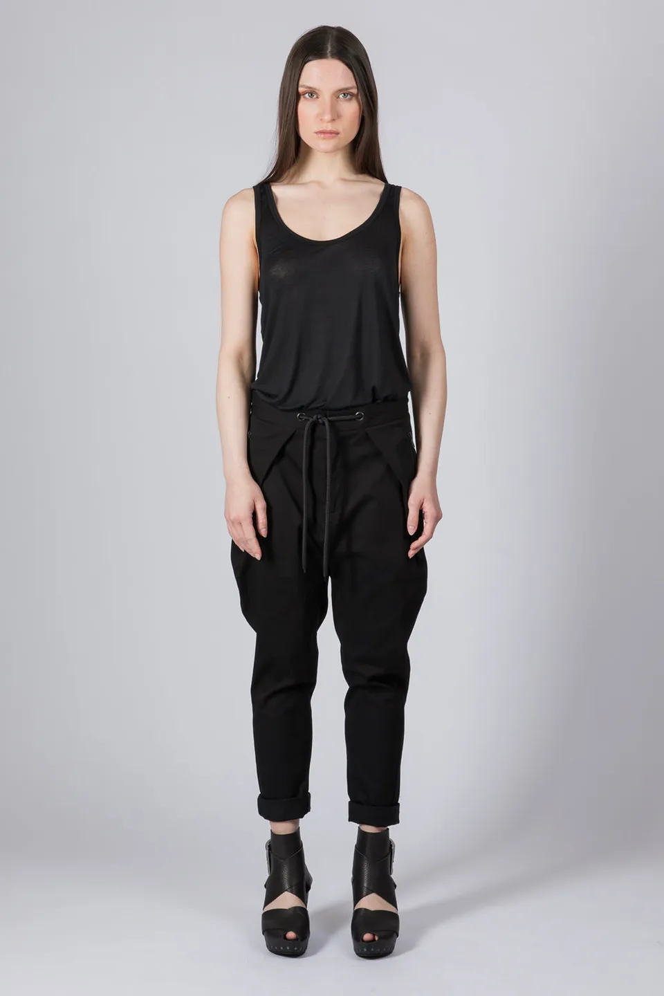 esther-perbandt-favour-hose-damen-schwarz-loose-fit-baumwolle image 1