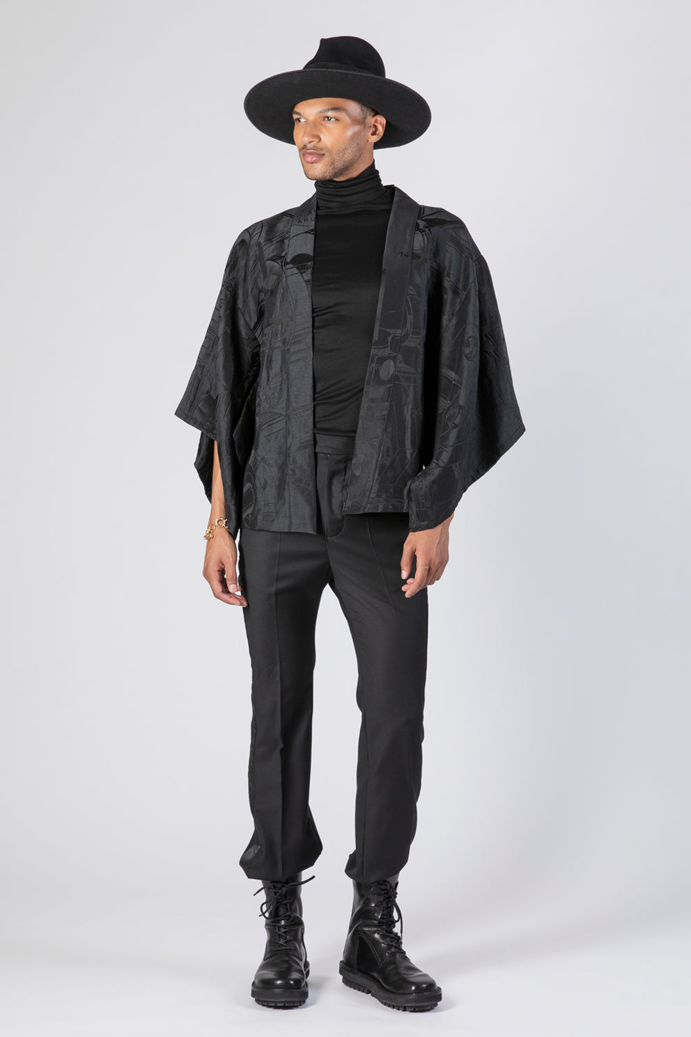 esther-perbandt-machine-short-kimono-herren-leinen-seide-schwarz image 1
