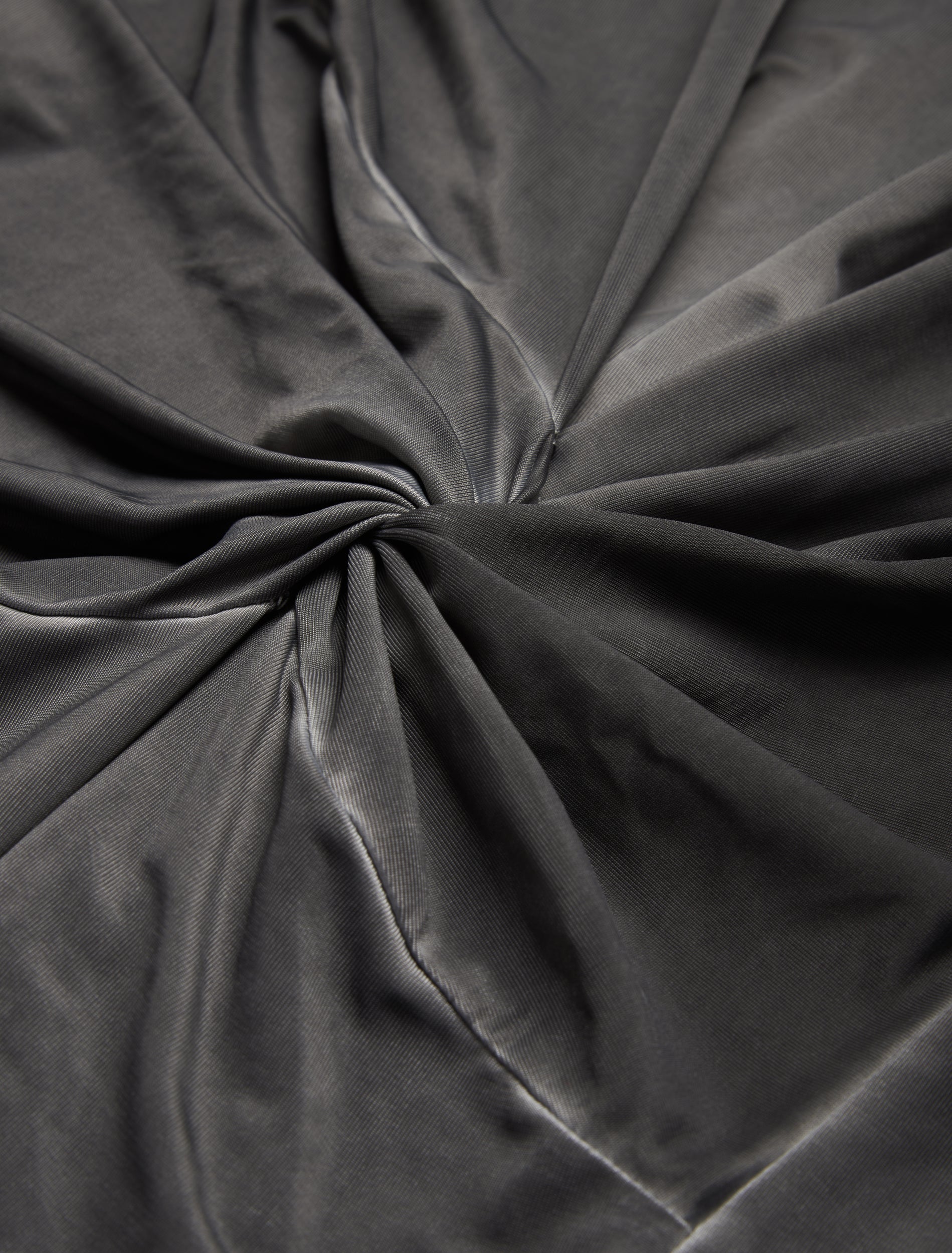 ioannes-knot-dress-maxikleid-stretch-knoten-offen image 3