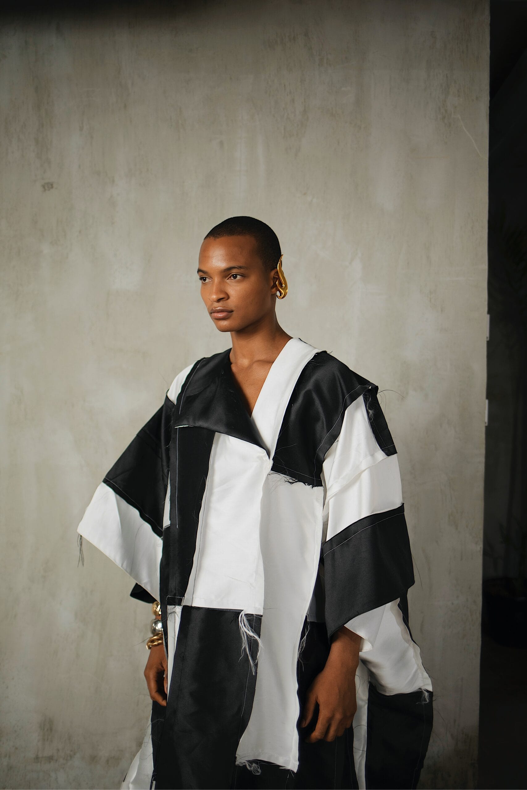 fruch-agbada-101-patchwork-kaftan-schwarz-wei image 3
