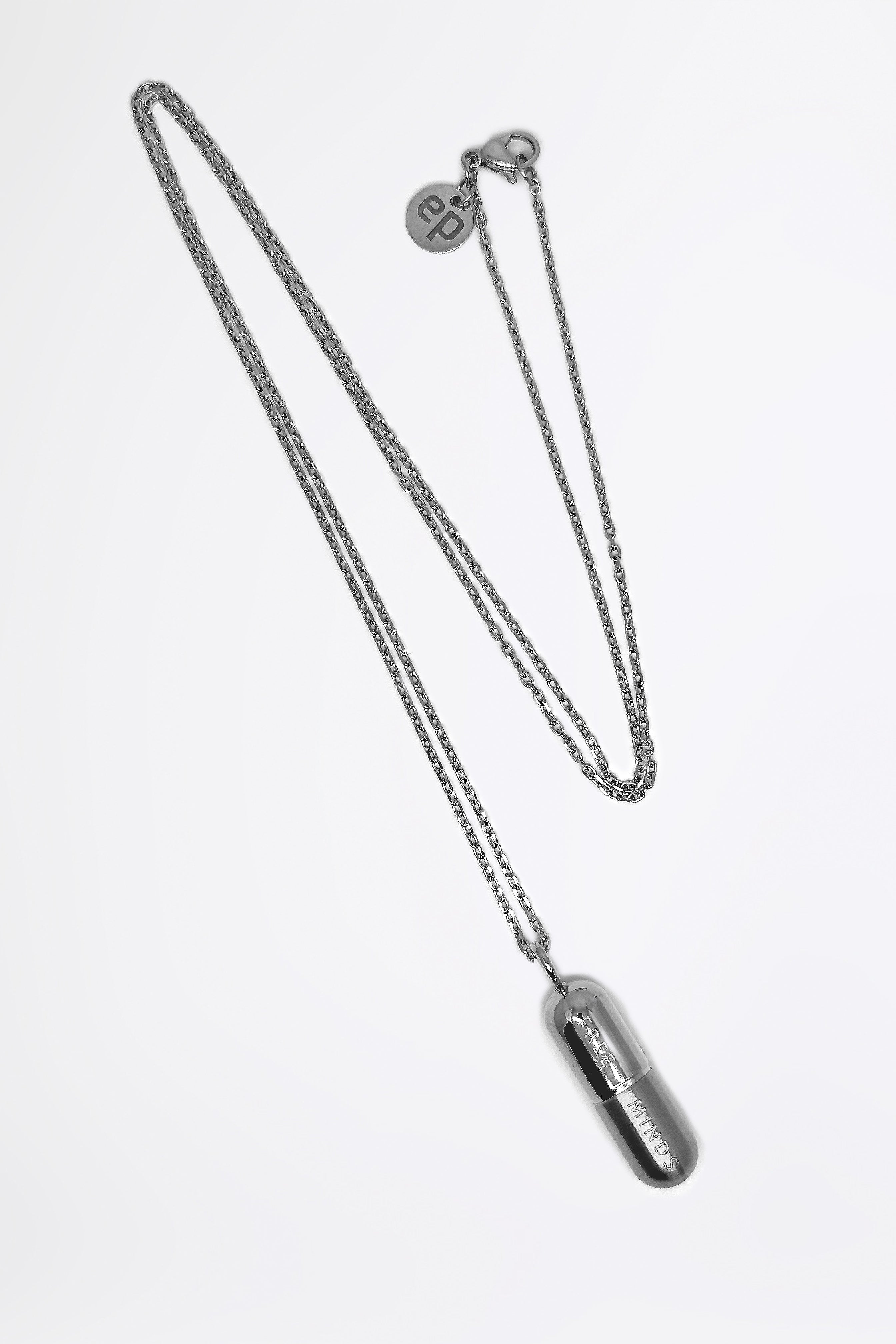 esther-perbandt-silver-pill-kette-silber-halskette-edelstahl-60cm image 4