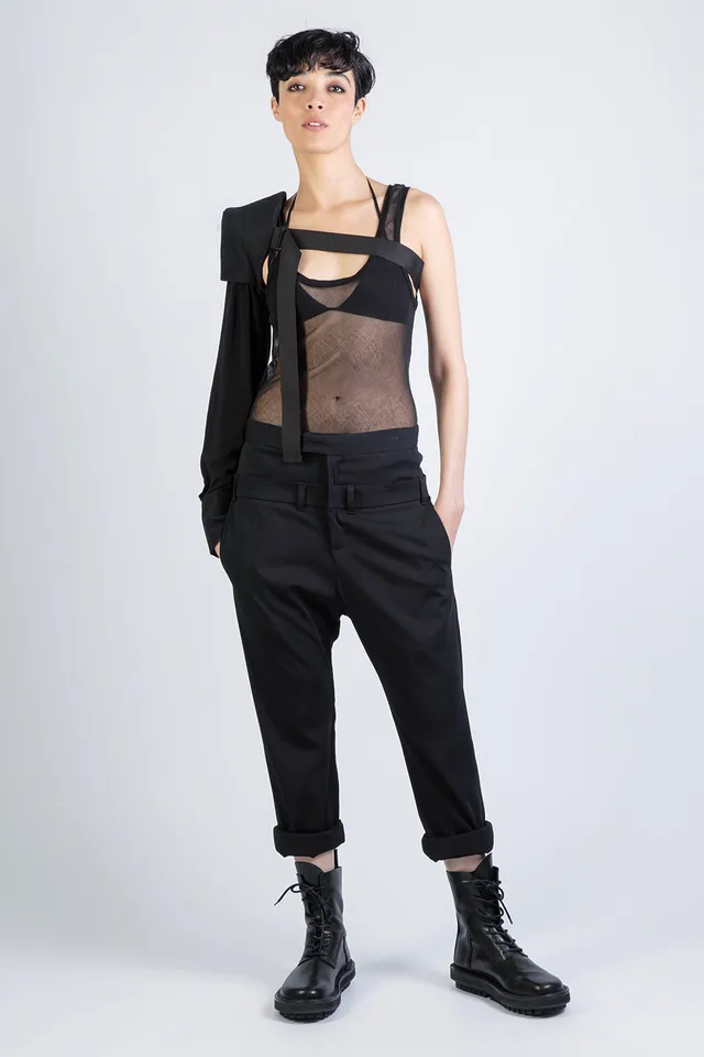 esther-perbandt-concrete-one-sleeve-rmel-schwarz image 1