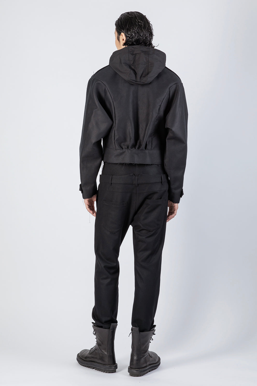 esther-perbandt-marfa-jacke-herren-schwarz-baumwolle-kapuze image 6