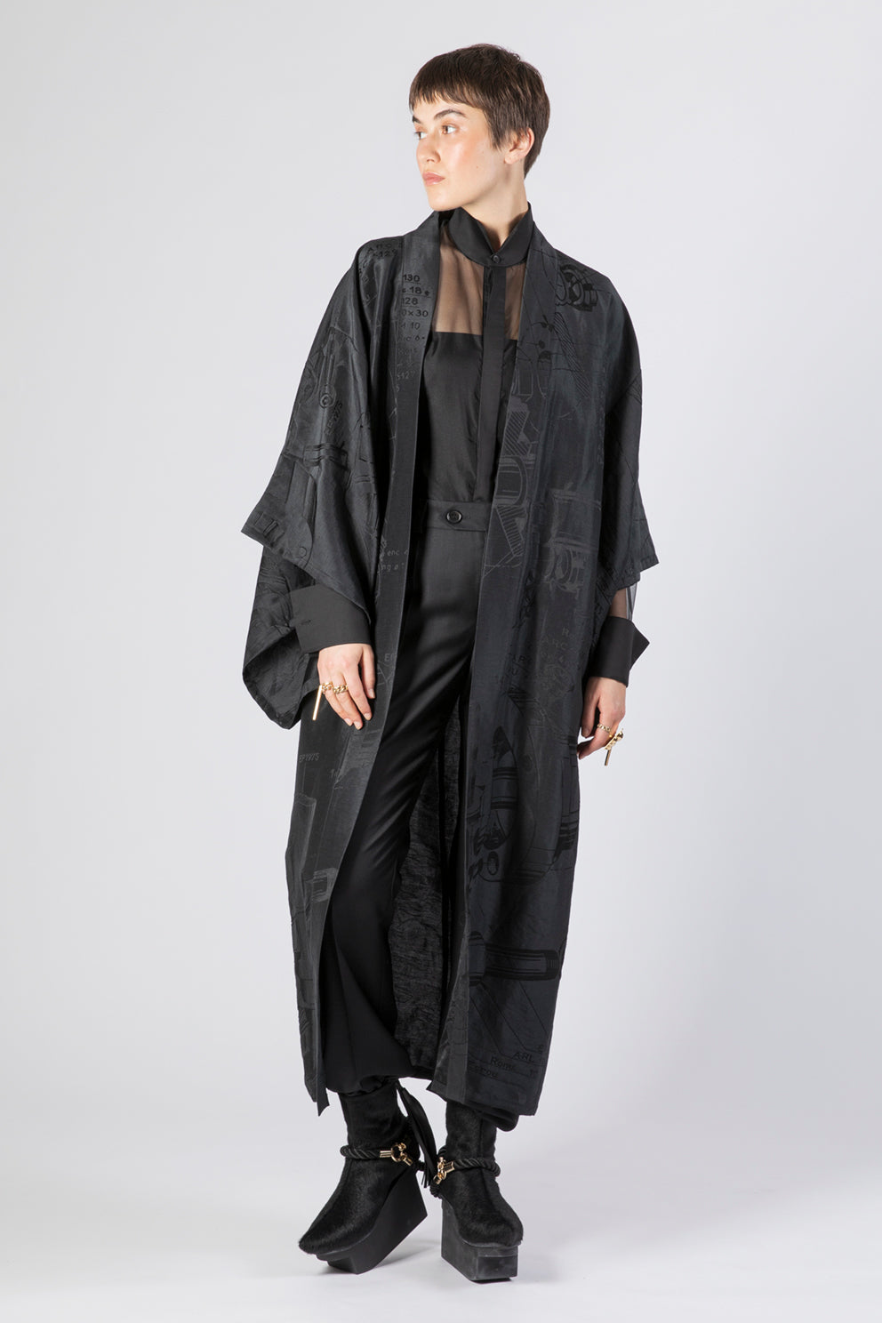 esther-perbandt-machine-long-kimono-damen-schwarz-leinen image 4
