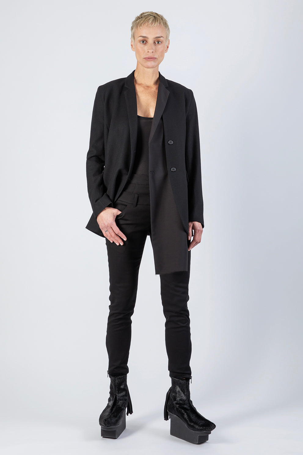 esther-perbandt-skinny-norris-hose-schwarz-baumwolle image 1