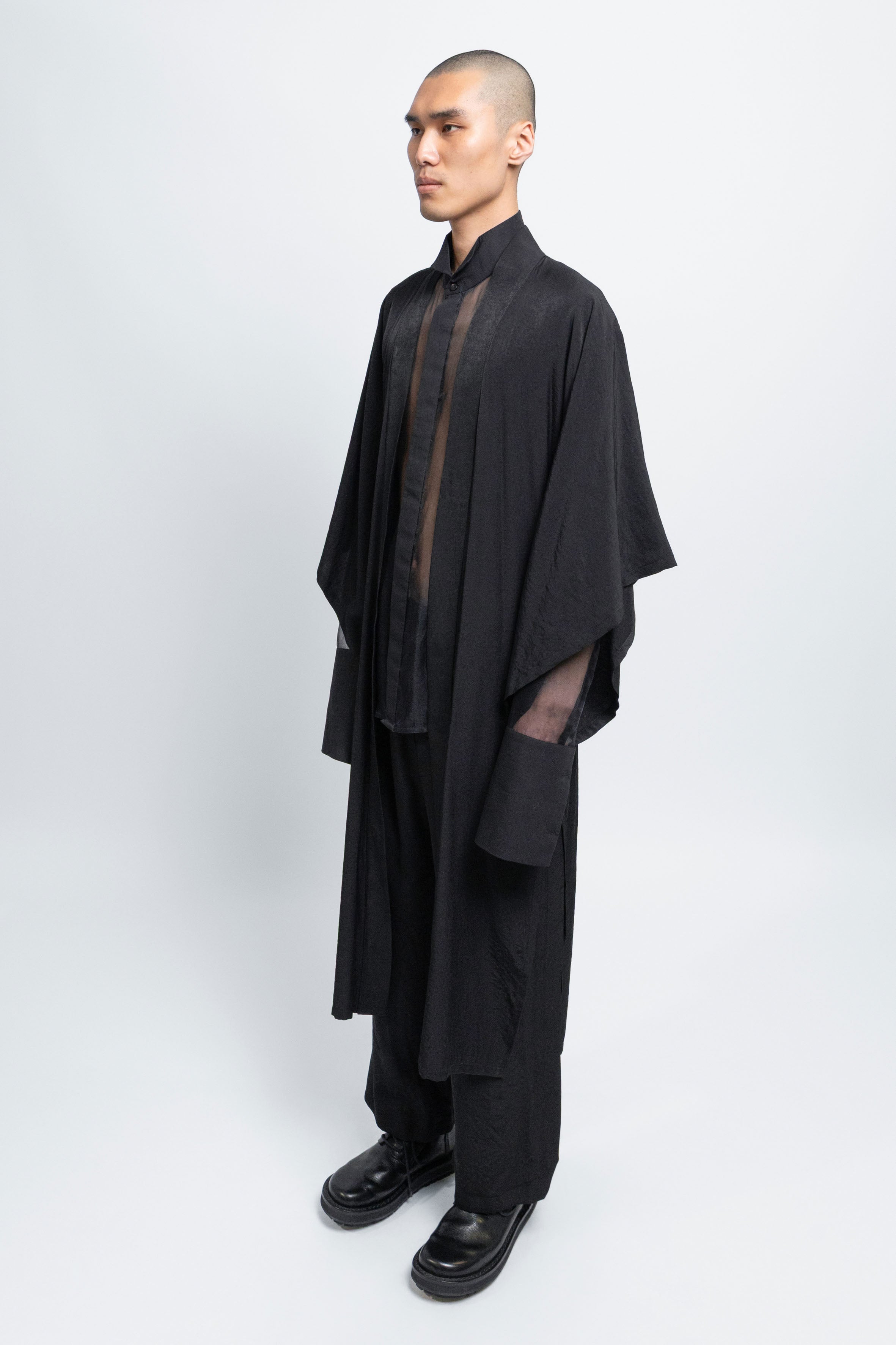 esther-perbandt-long-kimono-herren-schwarz-viskose image 5