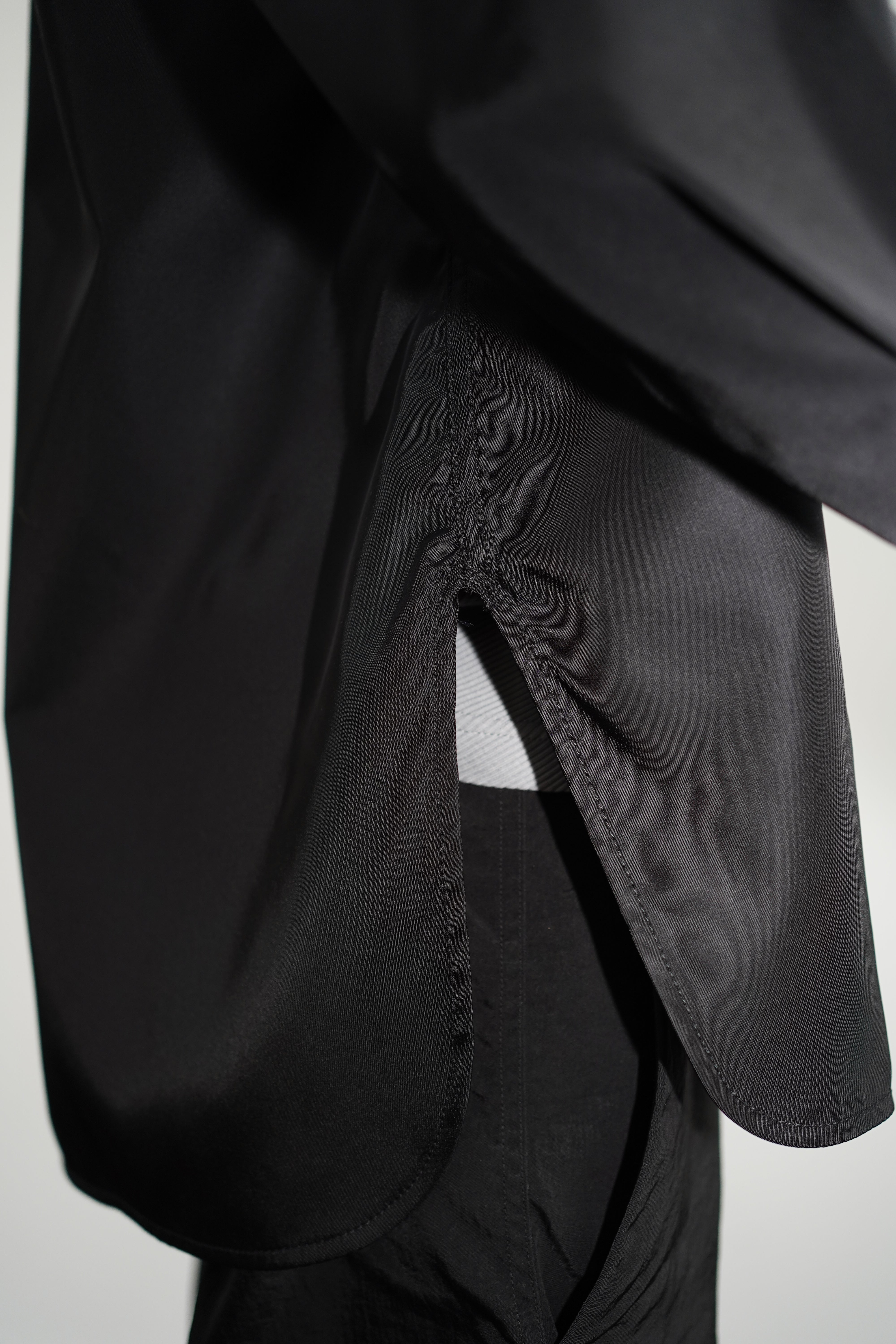 ioannes-classic-nylon-shirt-nylon-hemd-loose-fit image 2