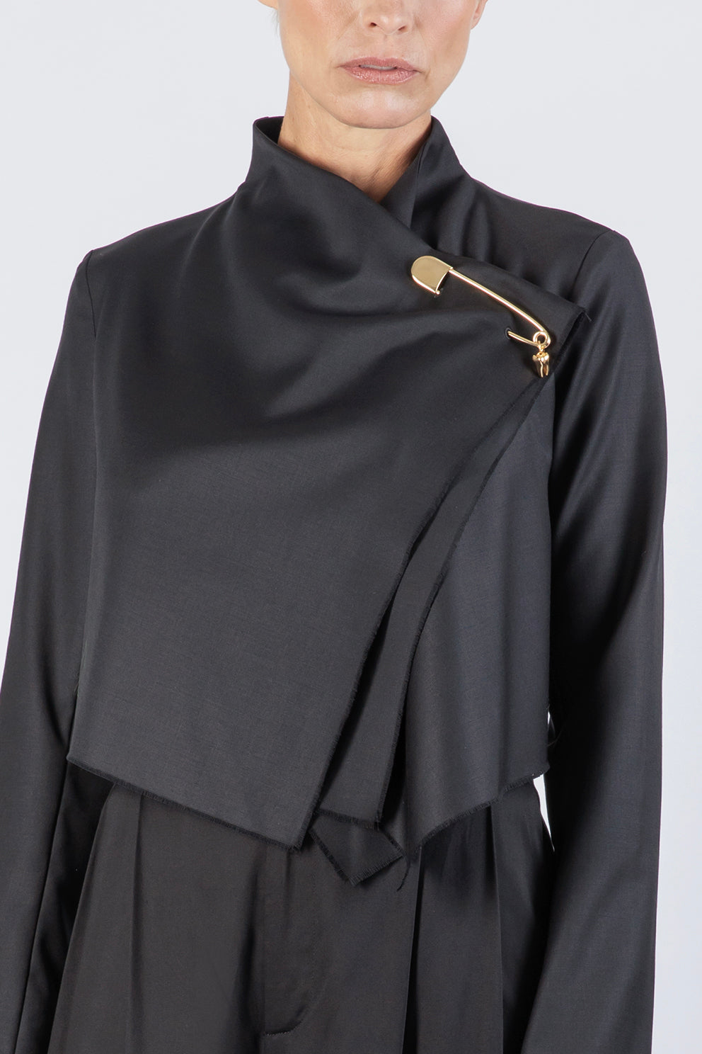 esther-perbandt-flag-suspense-jacke-damen-schwarz-wolle image 6