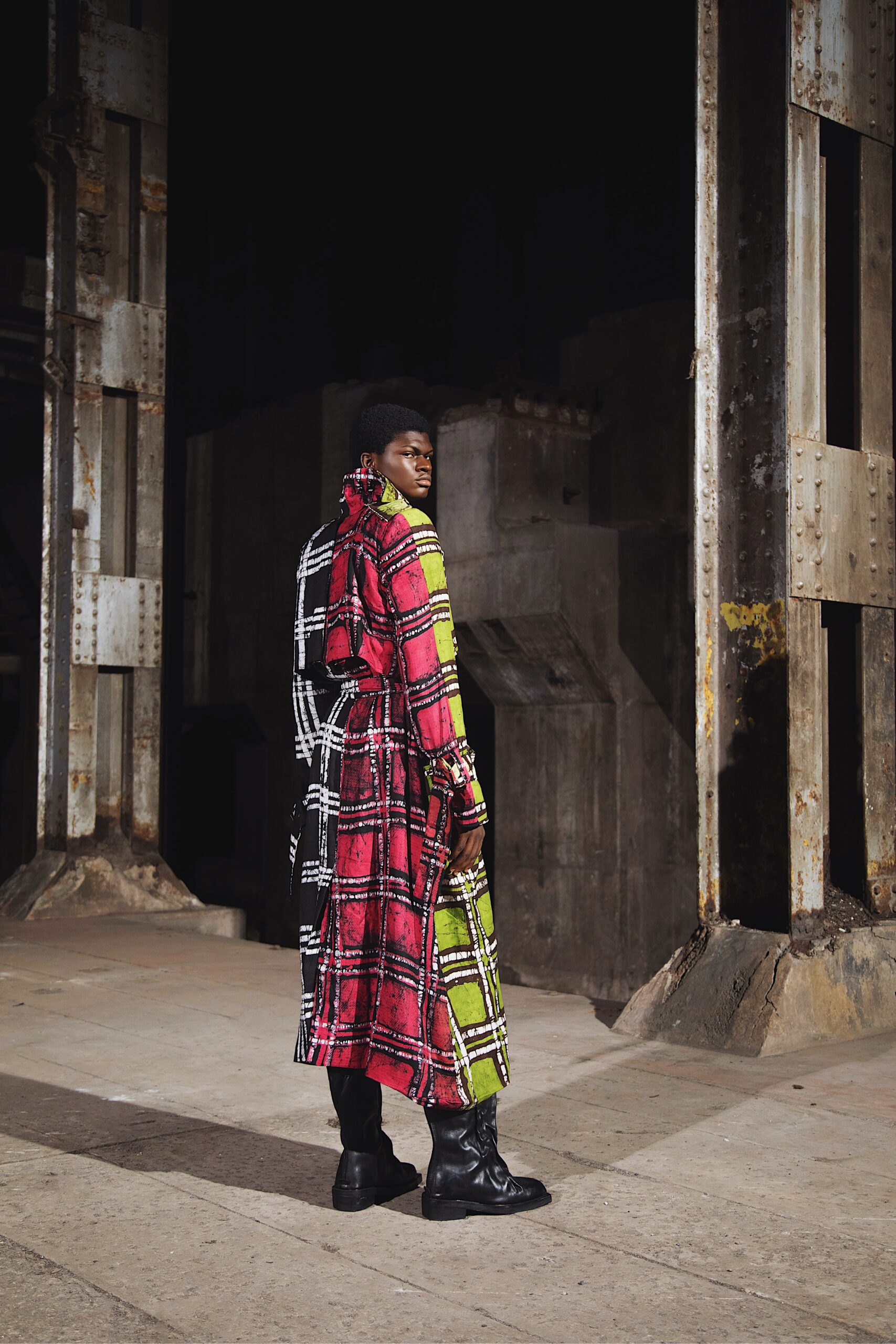 fruch-dosunmu-coat-mantel-tartan-adire-lang image 2