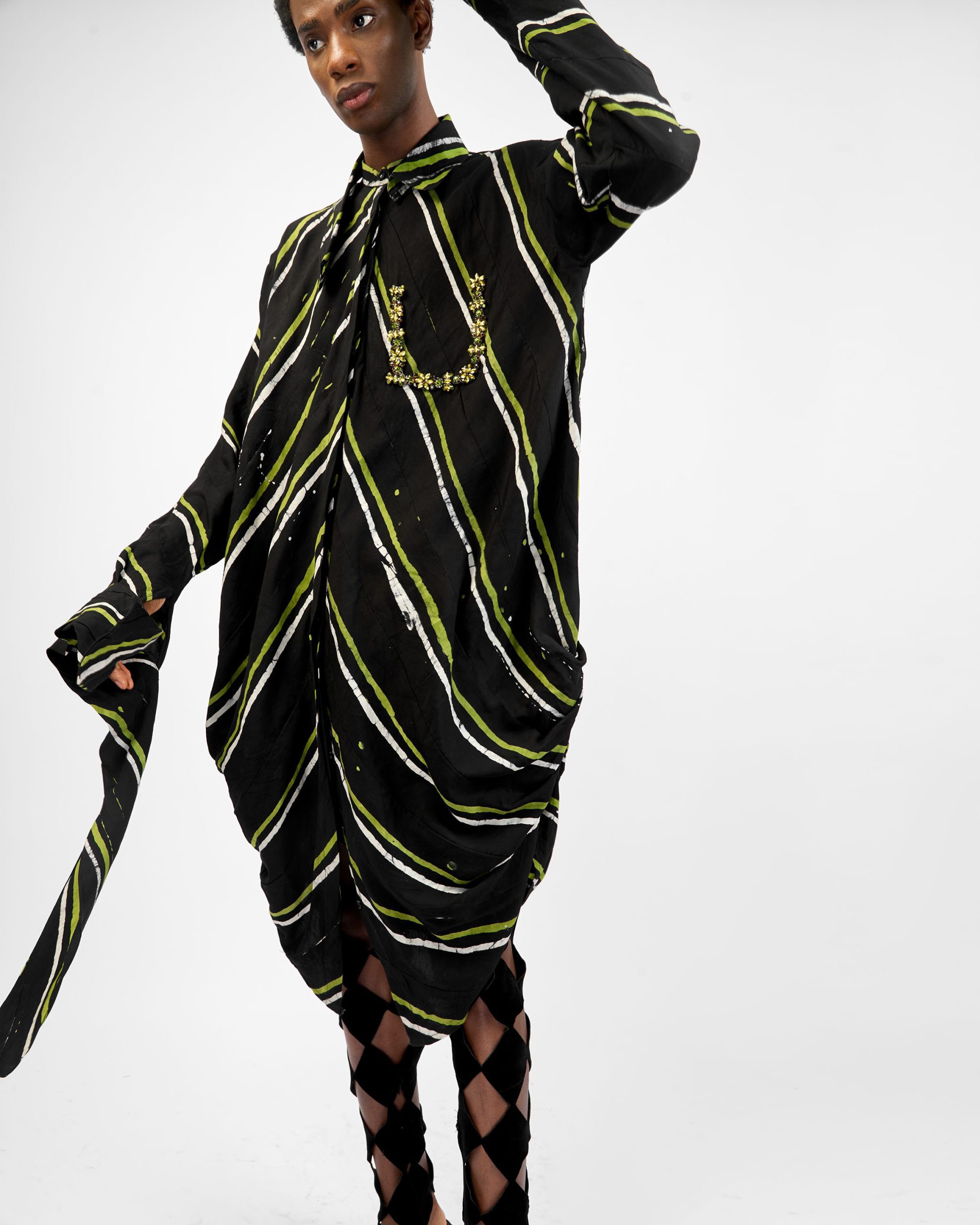 fruch-ozumba-mbadiwe-shirt-baumwolle-kristall image 3