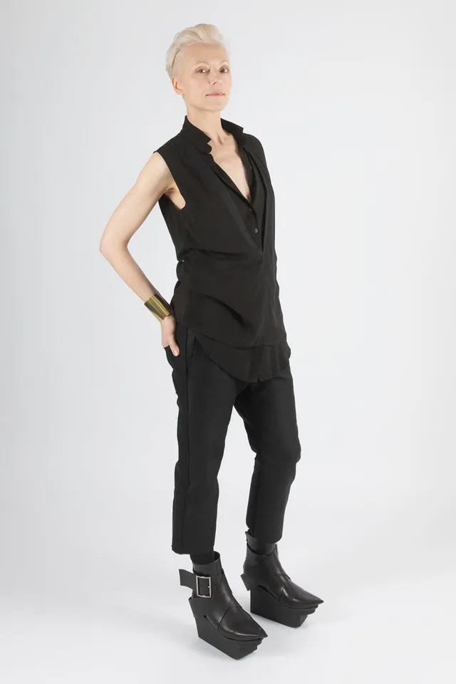 esther-perbandt-double-collar-shirt-damen-schwarz-viskose-2 image 1