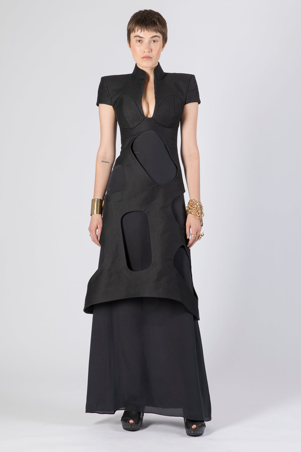 esther-perbandt-lana-cutout-kleid-schwarz-baumwolle-lang image 1