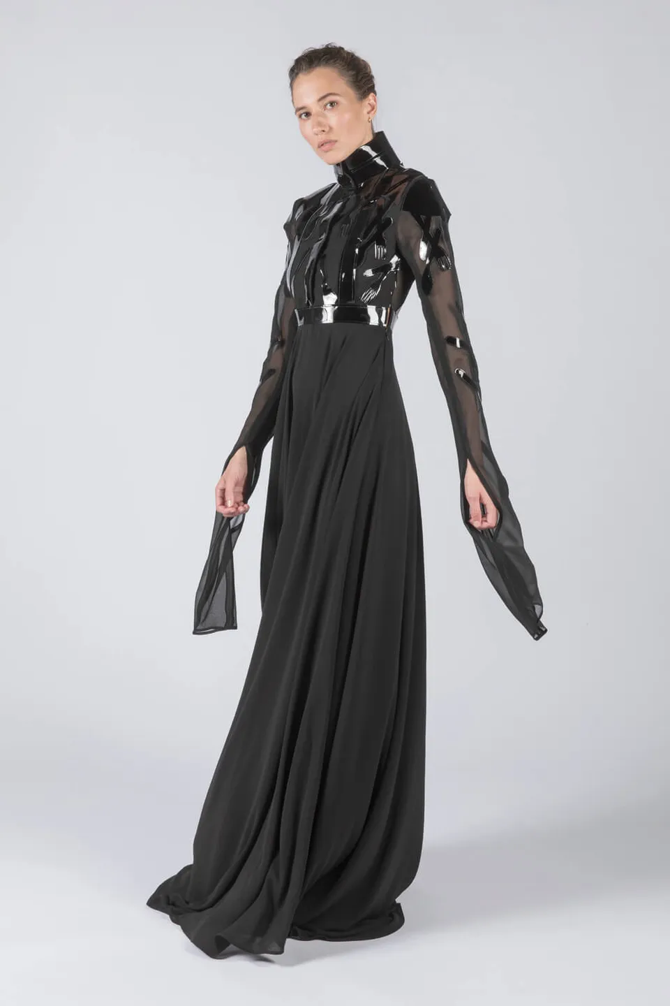 esther-perbandt-houston-cutlery-kleid-schwarz-seide image 1