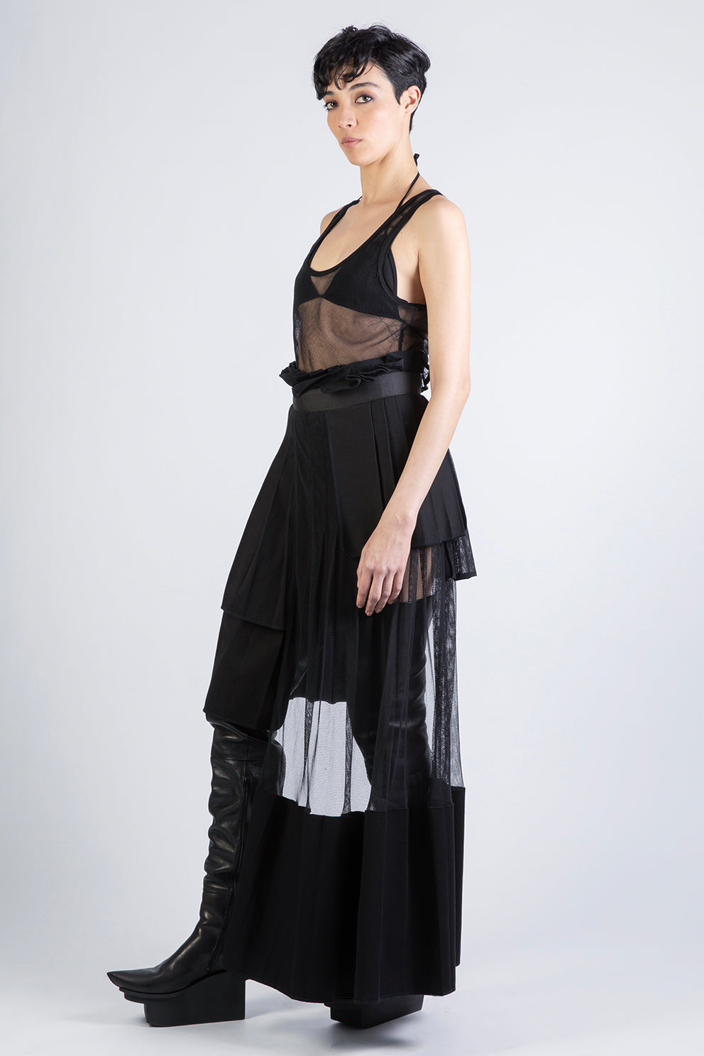 esther-perbandt-mesh-rock-damen-schwarz-asymmetrisch image 5