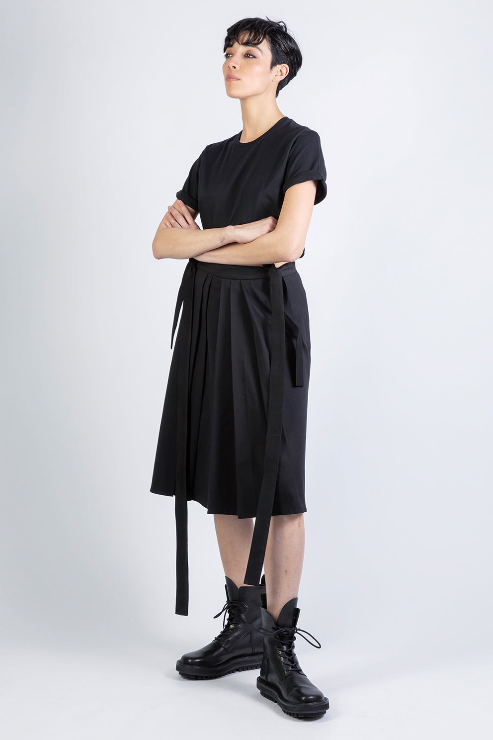 esther-perbandt-martial-art-hose-schwarz-weit-bindebund image 3