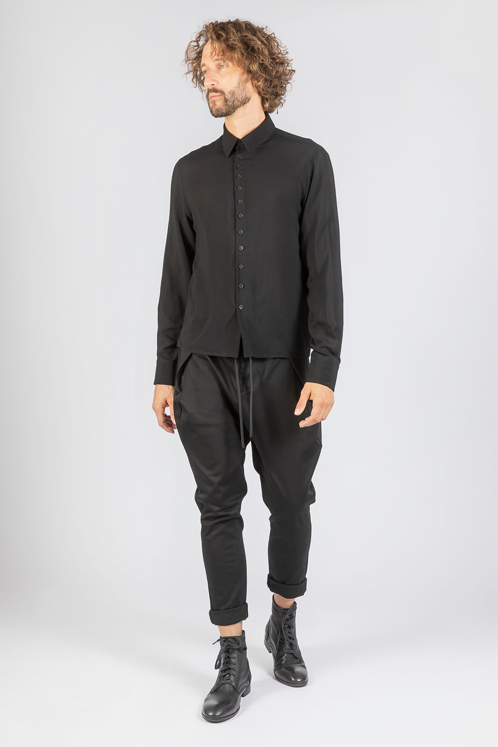 esther-perbandt-favour-hose-herren-schwarz-baumwolle-loose-fit image 4