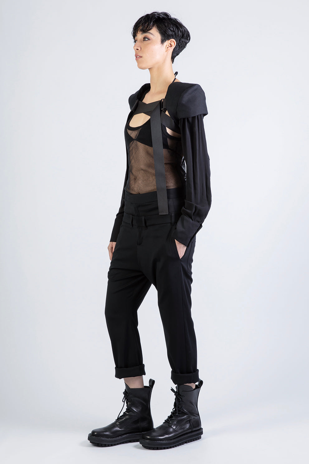 esther-perbandt-concrete-one-sleeve-rmel-schwarz image 7