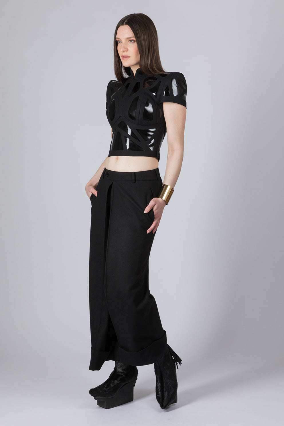 esther-perbandt-unfold-pants-damen-schwarz-wolle-weit image 8