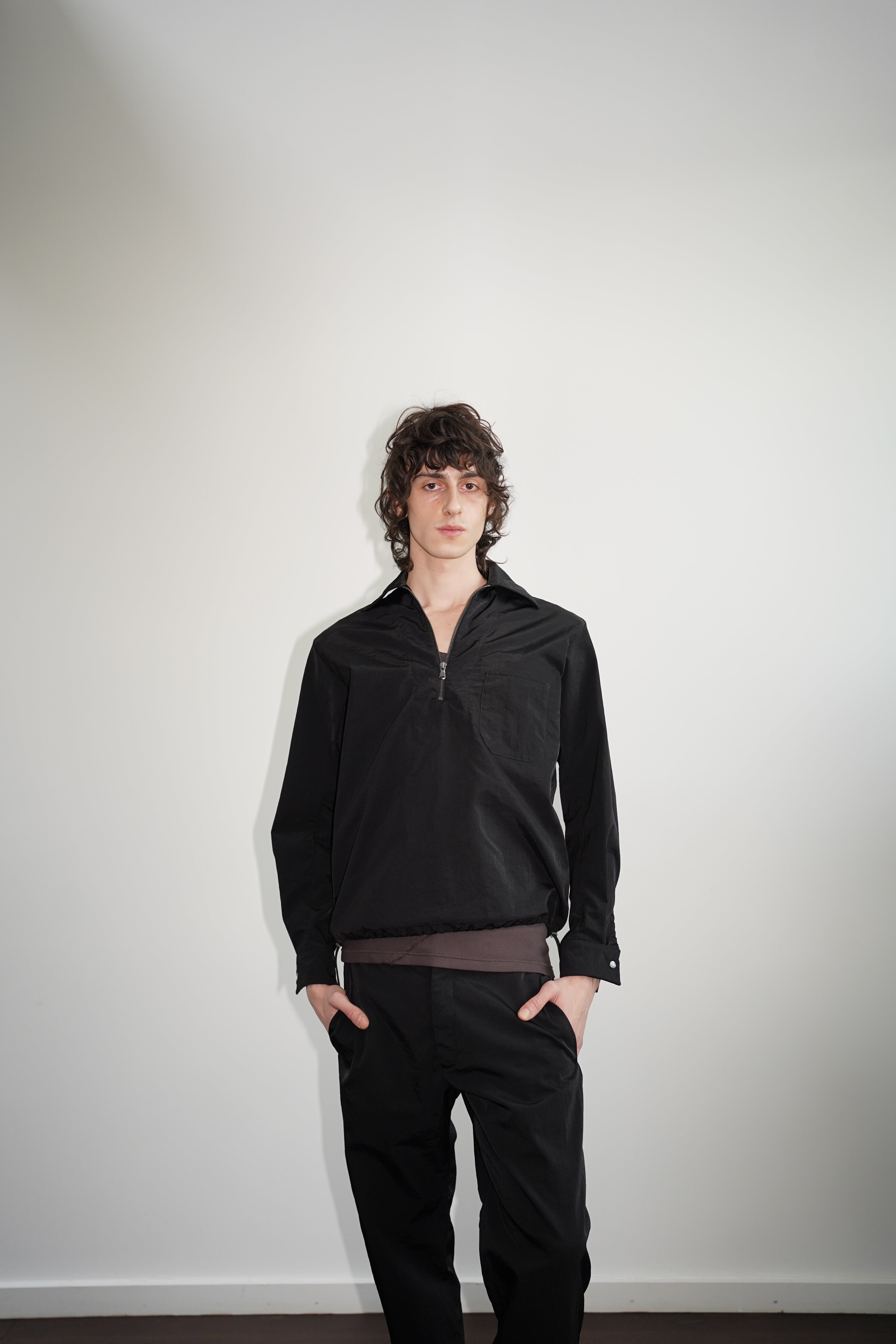 ioannes-polo-nylon-shirt-herren-reissverschluss-taschen image 2
