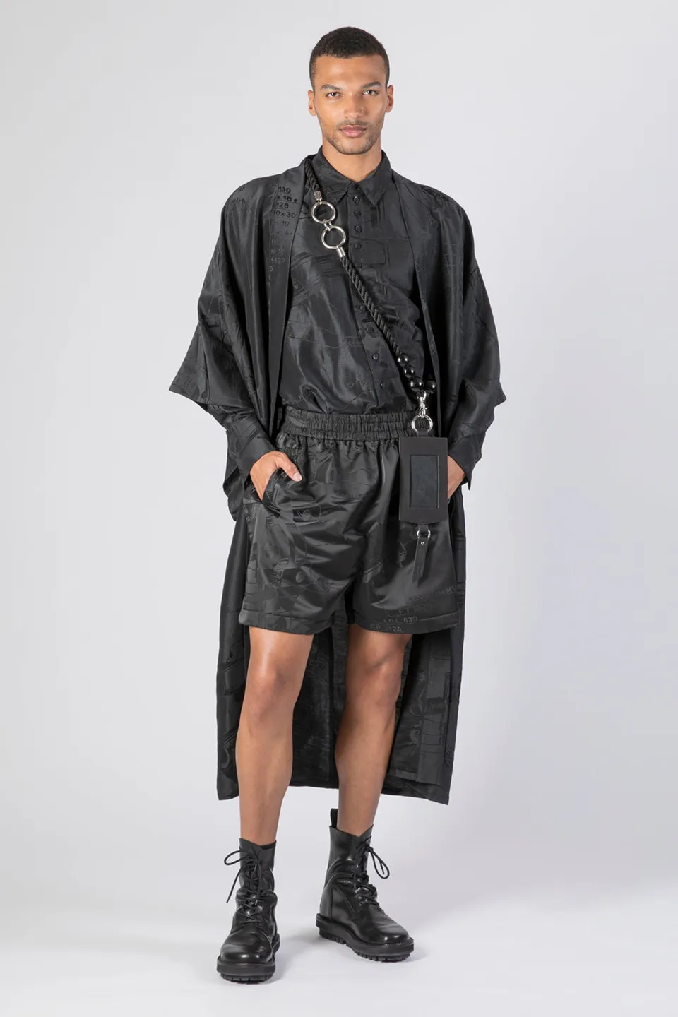 esther-perbandt-machine-long-kimono-herren-schwarz-leinen image 1